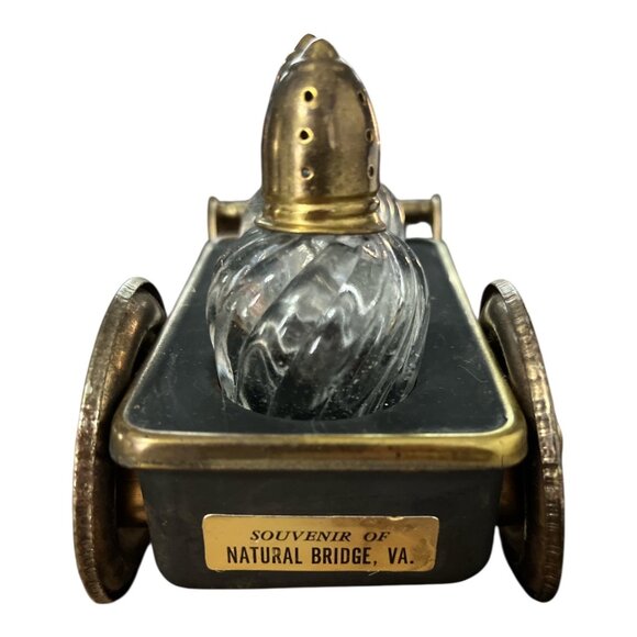 Vintage 1950s Brass & Glass Salt and Pepper Shaker Set in Wheelbarrow Cart – Sou - Picture 2 of 6